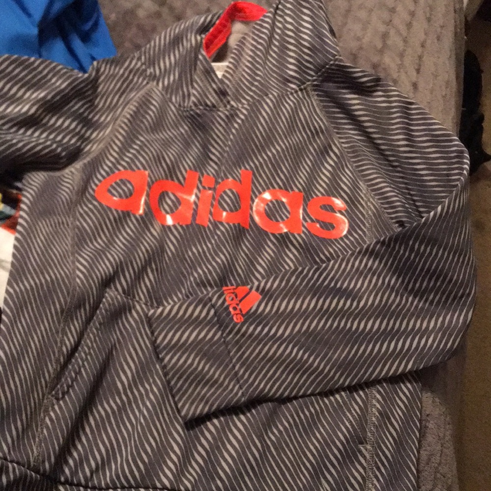 Adidas pull over